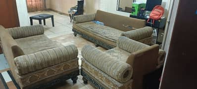 2 Sets of Sofa For sale  3 2 1 and 4 seater
