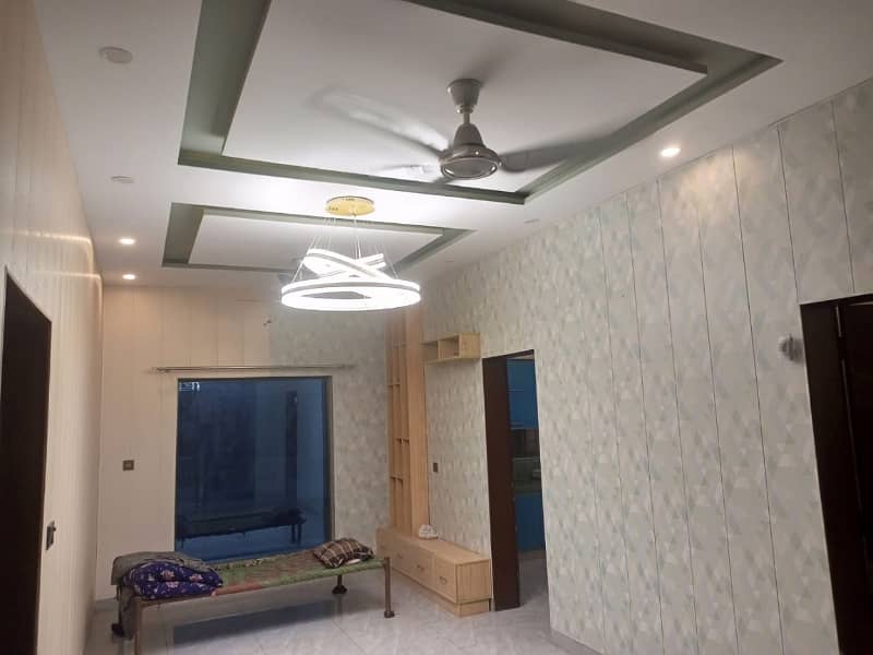 5 MARLA LIKE NEW UPPER PORTION AVAILEBAL FOR RENT IN BAHRIA TOWN LAHORE 5