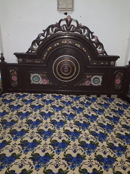 bed and dressing table 3