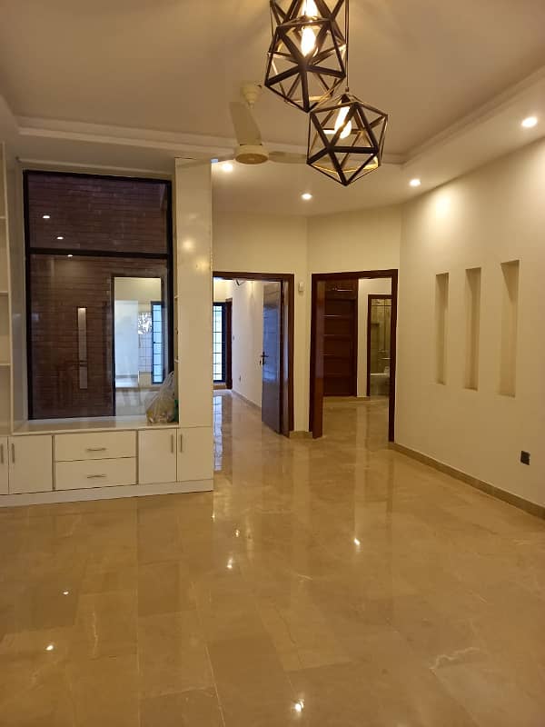 10 Marla Beautiful Double Unit House Available For Rent 11