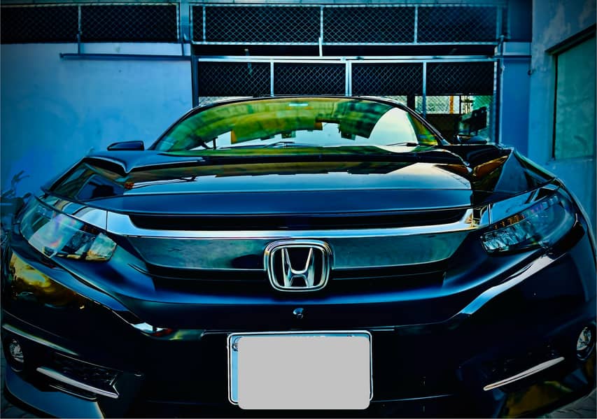 Brand new Honda Civic VTi Oriel Prosmatec 2021. Showroom condition 0