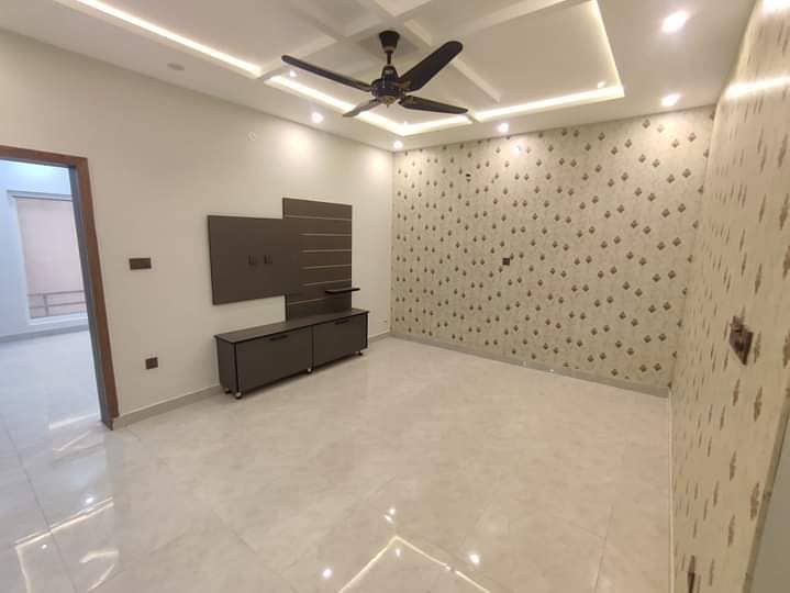 7 Marla Luxury Designer House For Rent 3