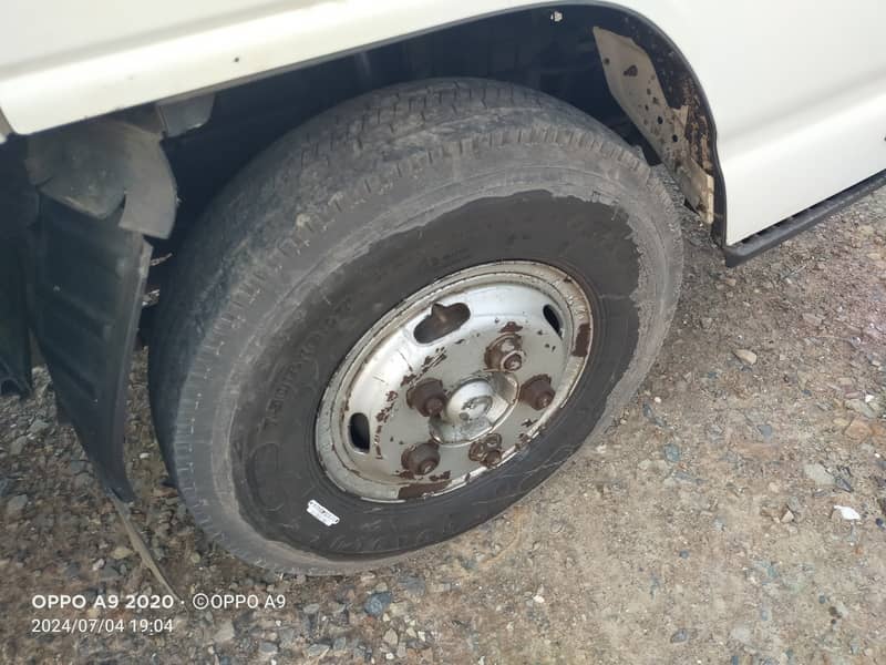 ISUZU JAPAN TOTAL GENUINE CONDITION EXCELENT NEW TYRE NO WORK AT ALL 10