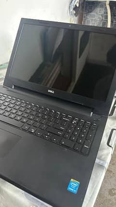 black dell Laptop full oky with exelent condition