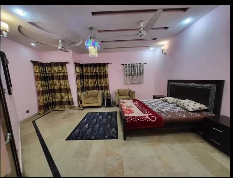 10 Marla Fully Furnished House for Rent in Phase 5 5