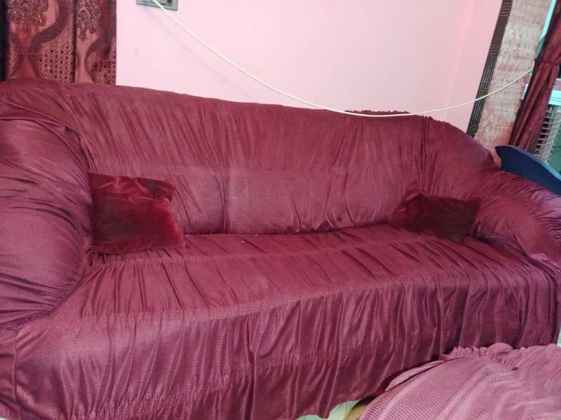 Newly poshish 06 seater Sofa set for Urgent sale 3 2 1 9
