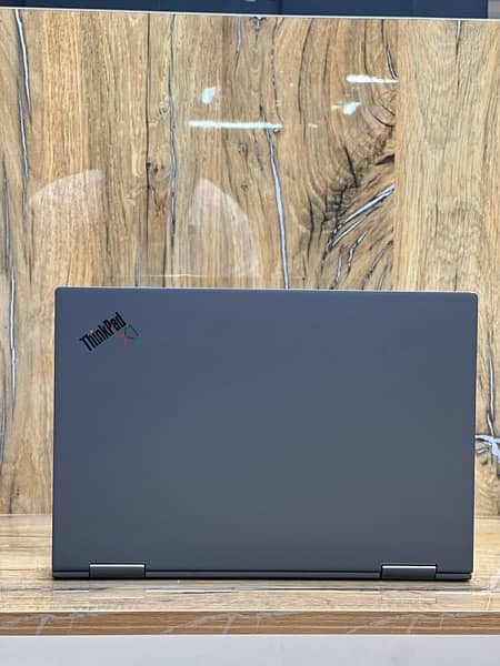 Lenovo ThinkPad X1 yoga i7-10th Gen 16Gb Ram 512Gb SSD 2