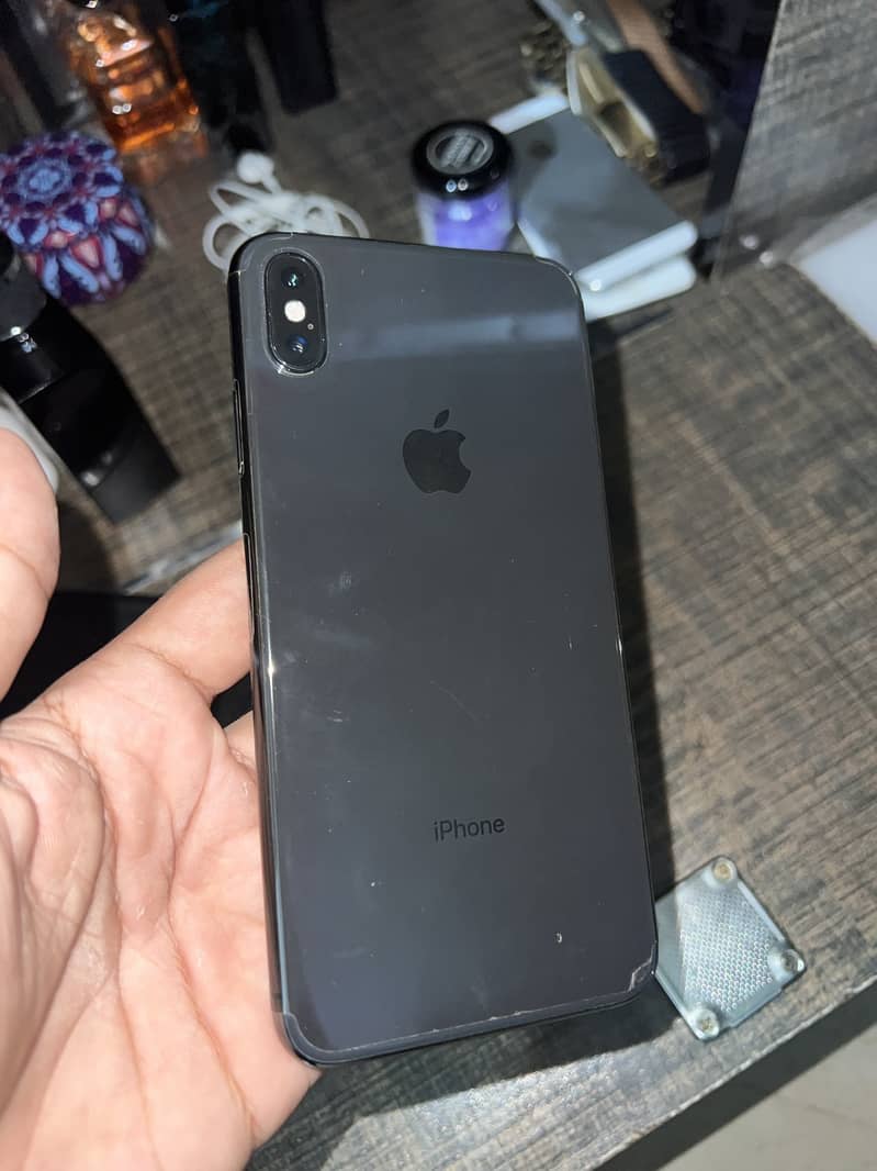 Iphone xs max 64gb 0