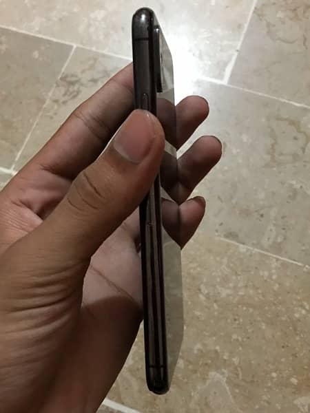 Iphone x 256 gb pta approved 1