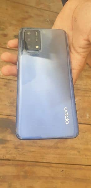 Oppo F19 with box 1