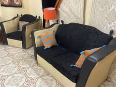 Black and Beige Sofa Set in Great Condition 7 Seater