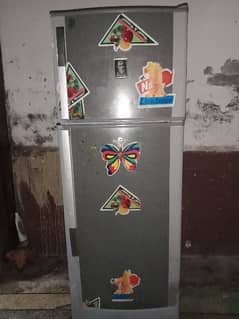 Refrigerator for urgent sale 0