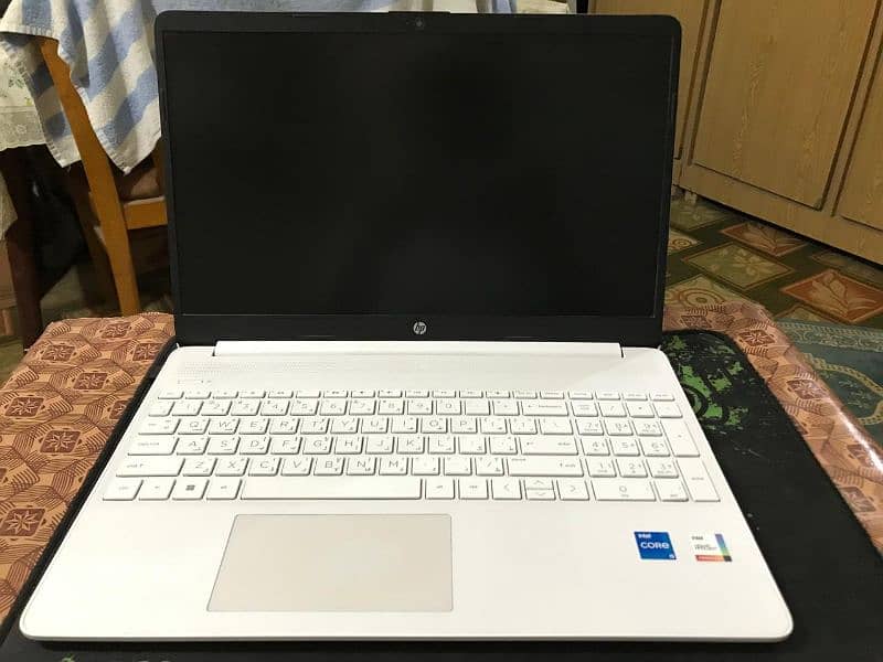 HP PAVILION 15s (Urgent sale) Condition (9.5/10) 5