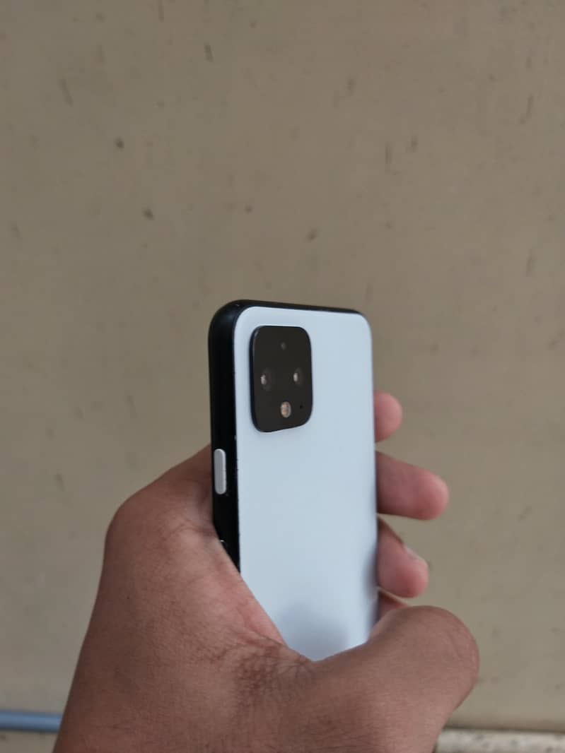 Google Pixel 4 White Color 0