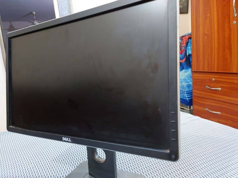 Dell P2214HB 22 Inch IPS Panel Monitor 7