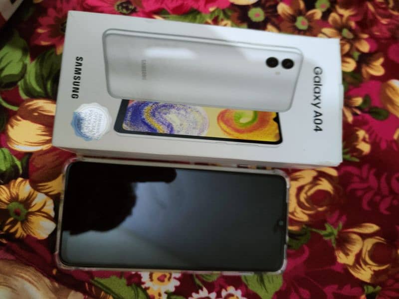 Samsung A04 4 gb 64 gb 1