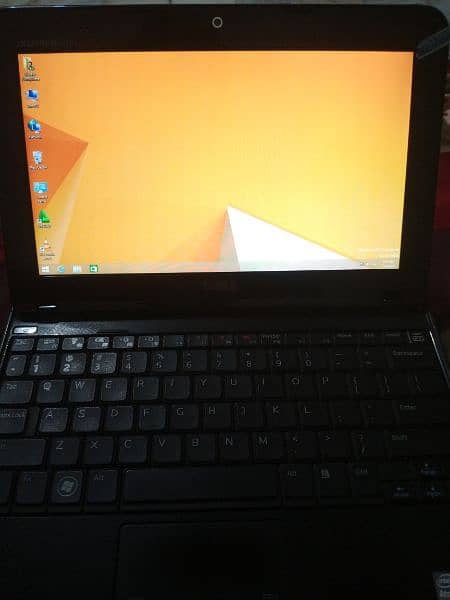 Dell Mini Laptop 3