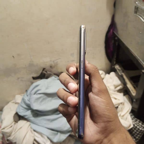 Oppo f19 3