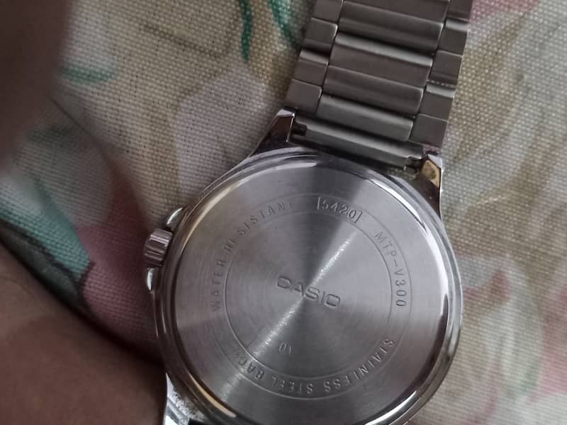 2 wrist watches for sale citizen quartz and casio 5