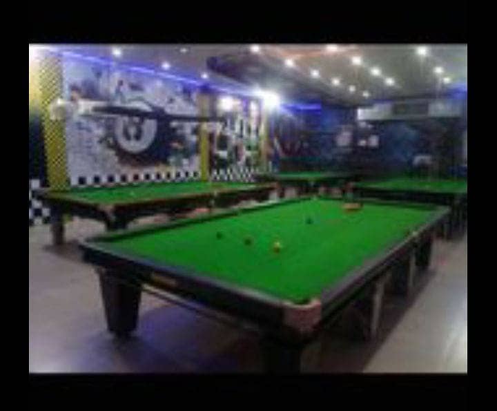 Red & White Snooker Club 5