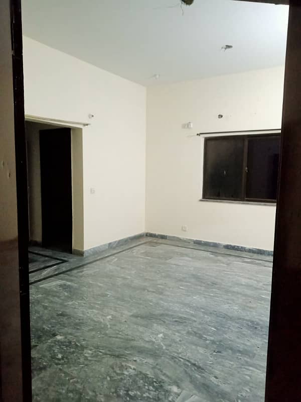 10 marla upper portion for rent in alameen society near bedian road lhr 1