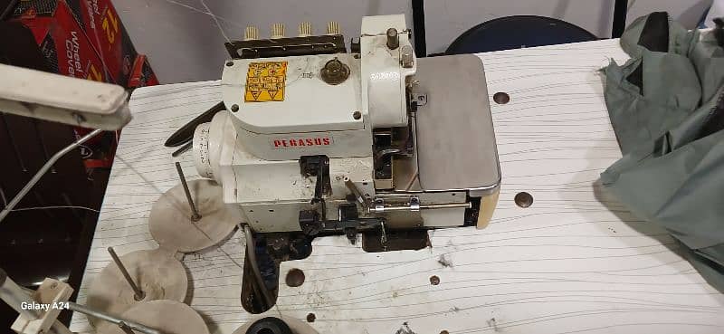 over lock machine good condition 1