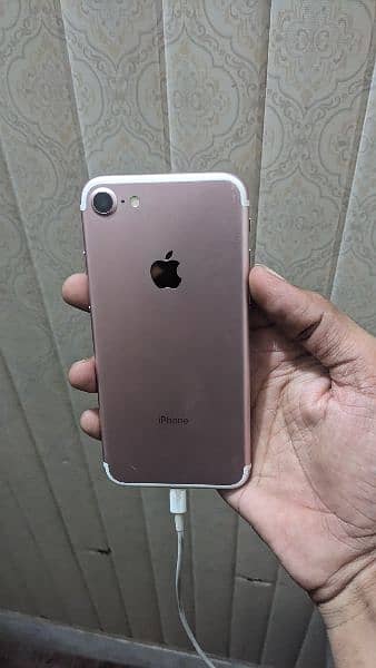 I phone 7 bypass 128gb 1
