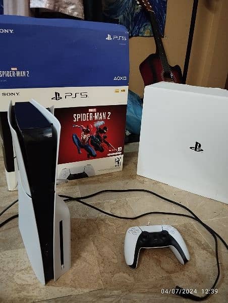 PS 5 SLIM 1 TB 2024 DISC VERSION USA WITH ORIGINAL CONTROLLER 6