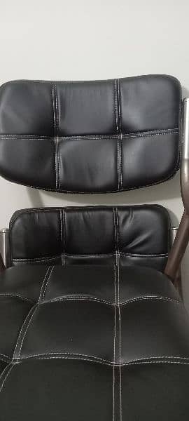 3 pcs Chairs Rs 4000 each 1