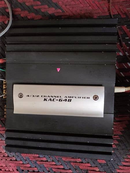 Kenwood KAC-648
4/3/2 channel car amplifier 2
