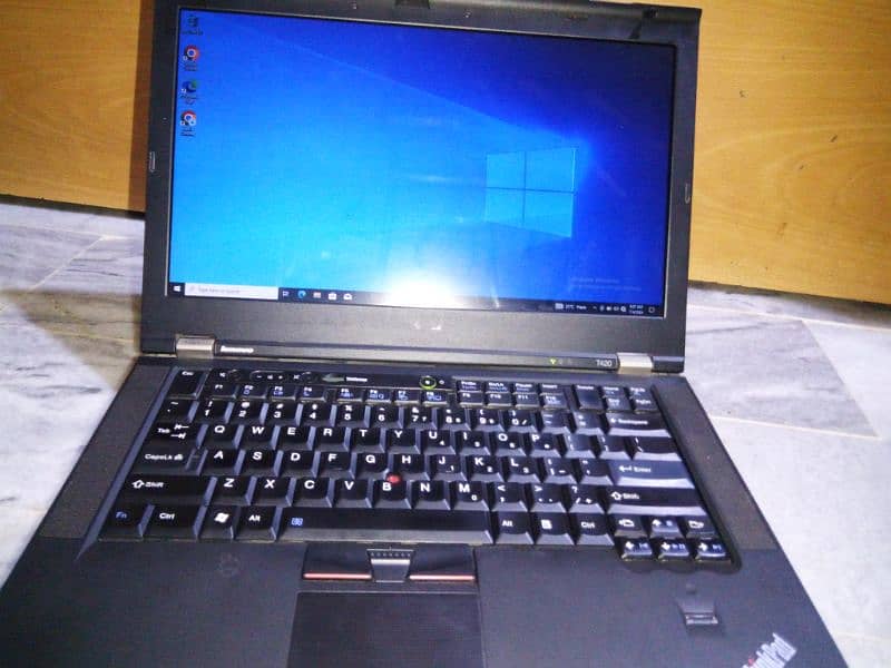 Lenovo laptop T420 model ssd 265gb 0