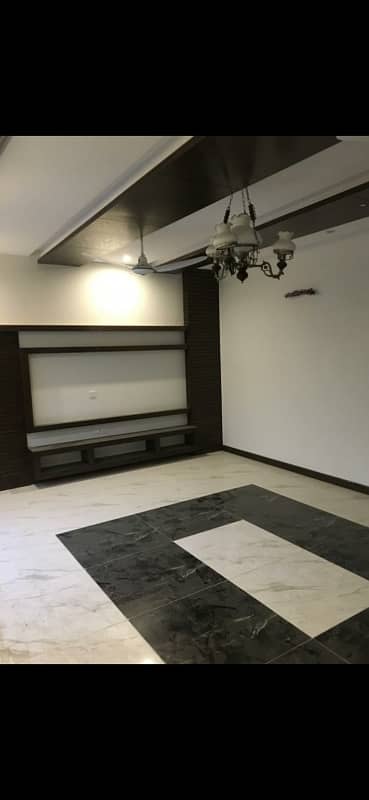Bumper Offer. . . DHA Kanal Upper Portion with 3 Bedrooms for Rent in Phase 6 | HOT Deal 1