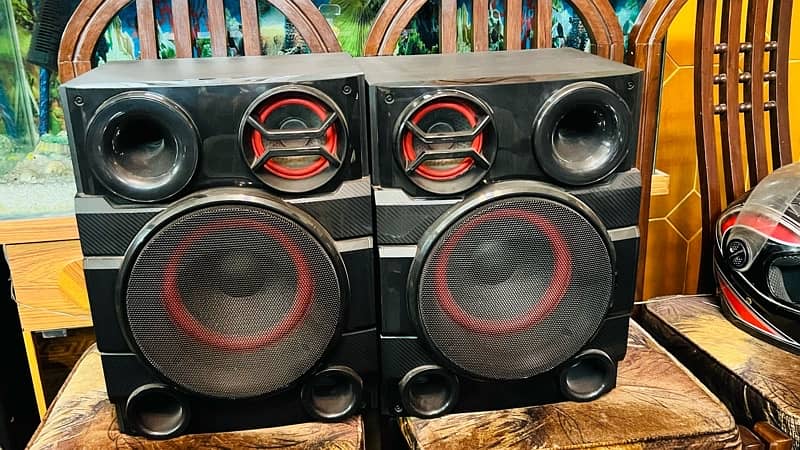 LG Original 8inch Speakers 0