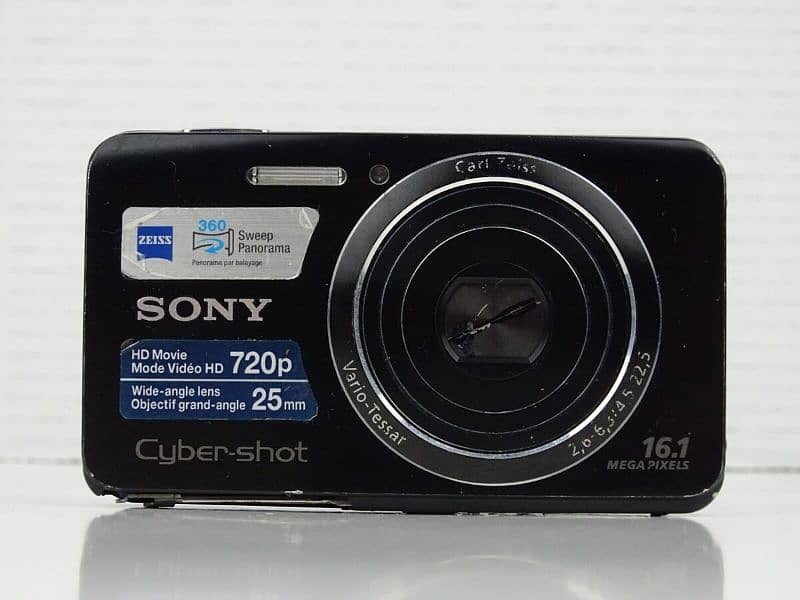 original Sony dsc w650 camera in lush condition WhatsApp (03095128189) 1