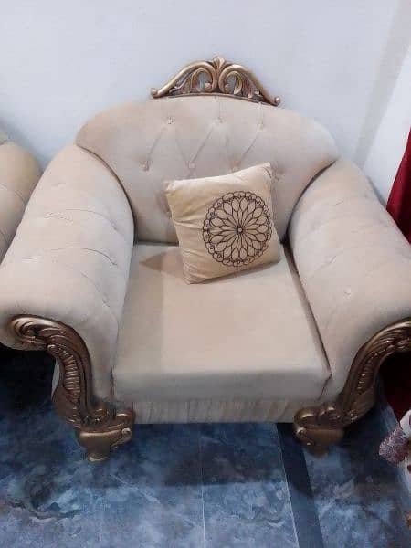 6 seater sofa sell 3