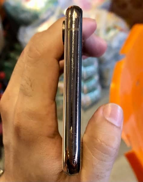 iphone xs max 64gb dual pta approved 4