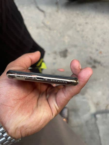 iphone xs max only for sale 1