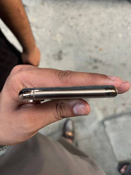 iphone xs max only for sale 7
