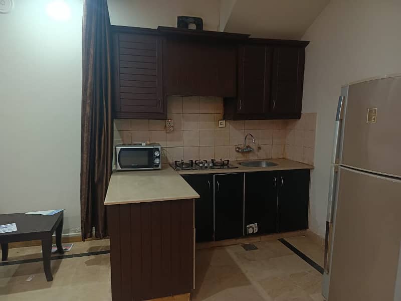 F-11 Fully Furnished One Bedroom Apartment For Rent 7