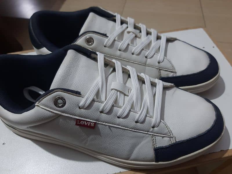 Levis Shoes 3