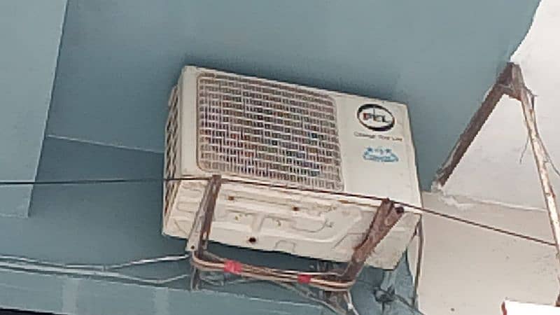 inverter AC 1.5 Ton Urgent Sale 2