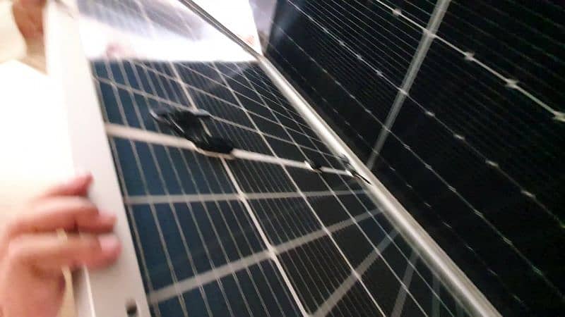 545 watt double glassed longi solar panel 4