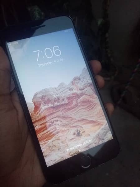 I phone 7 pluse 32GB official pta approved 6