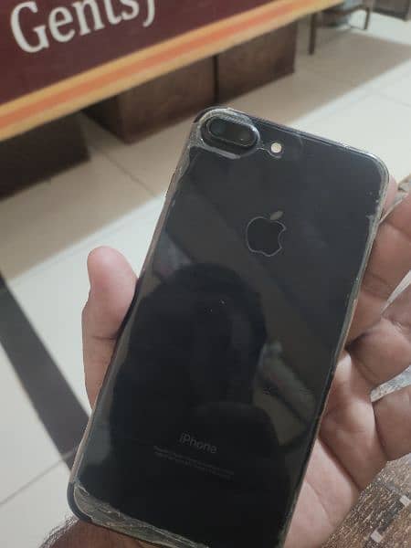 I phone 7 plus 128 gb lush condition bettry health 100% 3