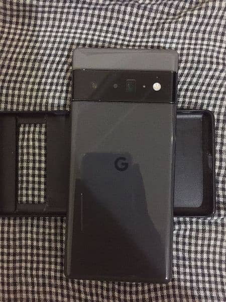 Google pixel 6 pro Dual Sim Official PTA Approved please only whatsapp 7