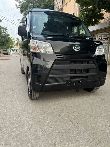 Daihatsu Hijet 2019 1