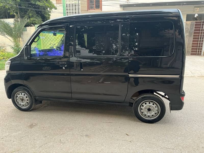 Daihatsu Hijet 2019 3