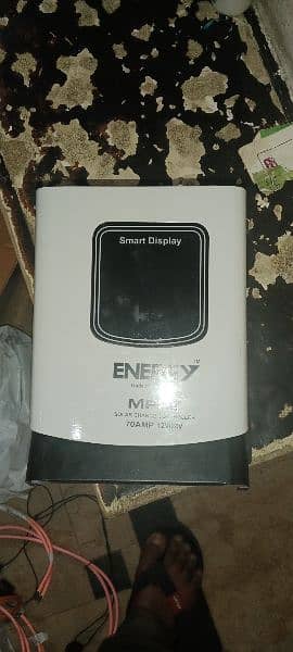 Mppt solar charge controller 70amp non hybrid 4