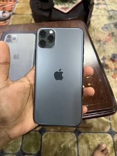 Iphone 11 pro max PTA Approved Green