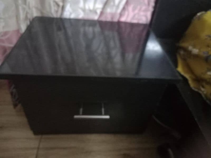 10/10 condition almost new bed just used for 1 month 4